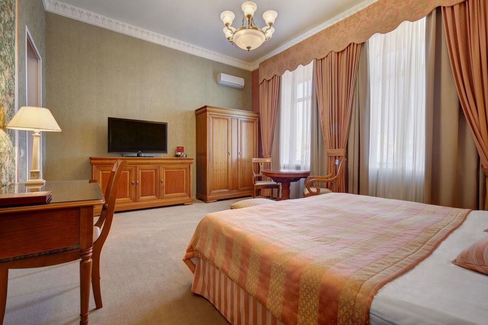 Peking Hotel Москва Екстериор снимка